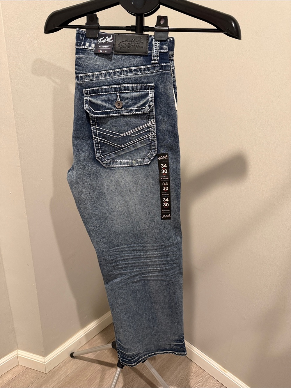 True Luck Jean  Design Men Blue relaxes boot cut  Jeans